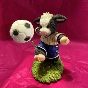 Enesco Mary Moo Moo’s “I Get A Kick Out Of Moo”